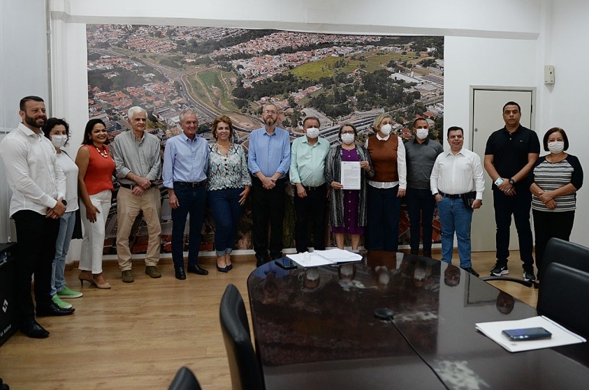 Botion assina contrato para abertura da primeira residência inclusiva em Limeira
