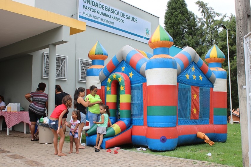 UBS Novo Horizonte reúne 200 crianças em confraternização