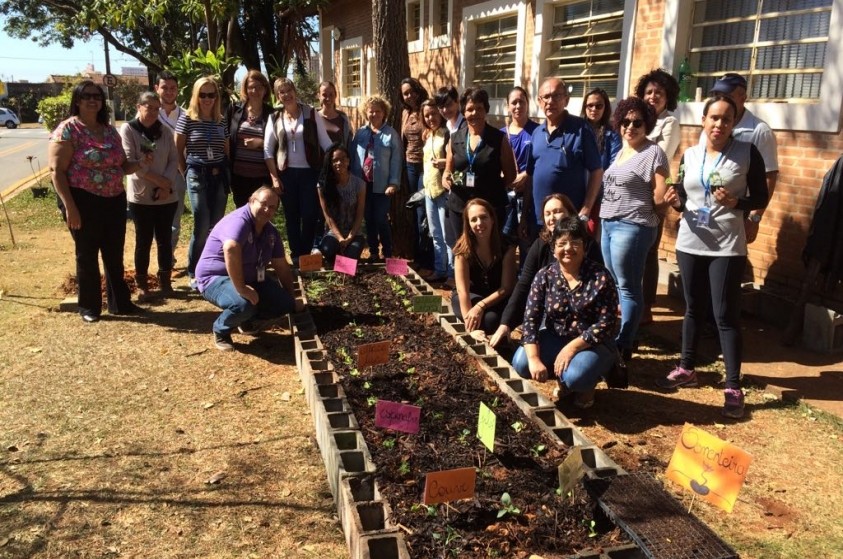 Prefeitura realiza capacitação sobre horta escolar