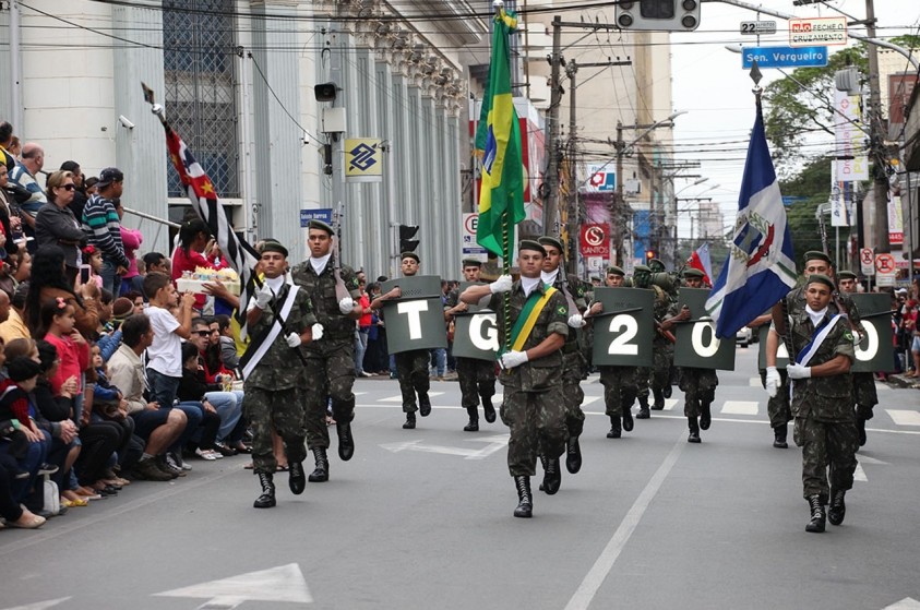 Brasil, nossa Terra, nossa Gente é o tema do desfile Cívico do dia 7