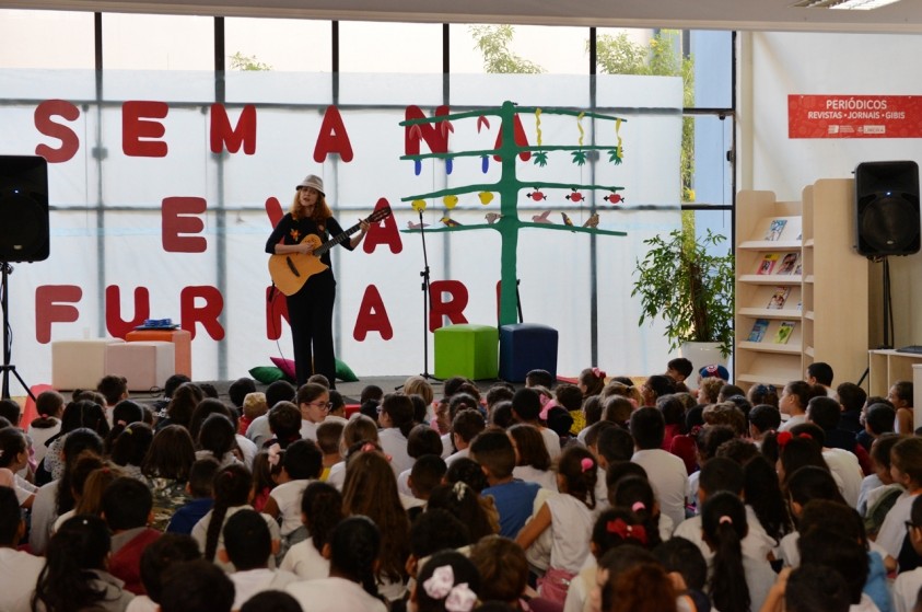 Semana Eva Furnari reúne 800 alunos em evento literário 