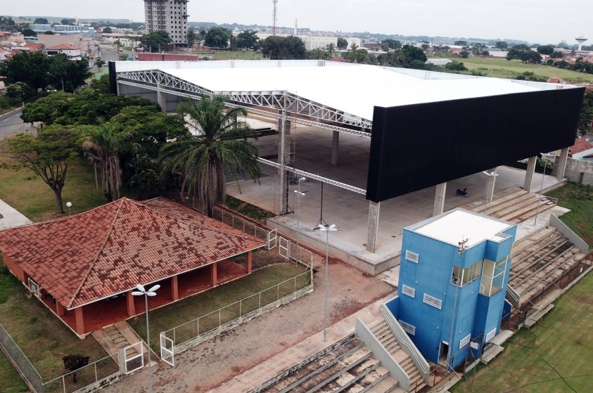 Obras do Complexo Esportivo do Jardim Ipanema estão em andamento