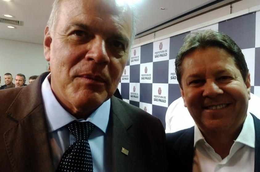 Vice-prefeito e secretário acompanham reunião técnica em São Paulo