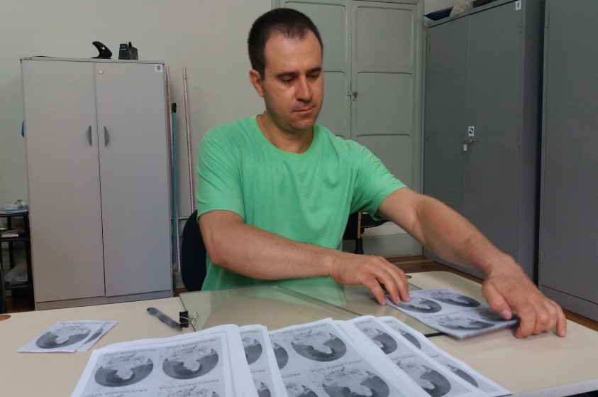Professor de artes plásticas é selecionado para salão em Goiás